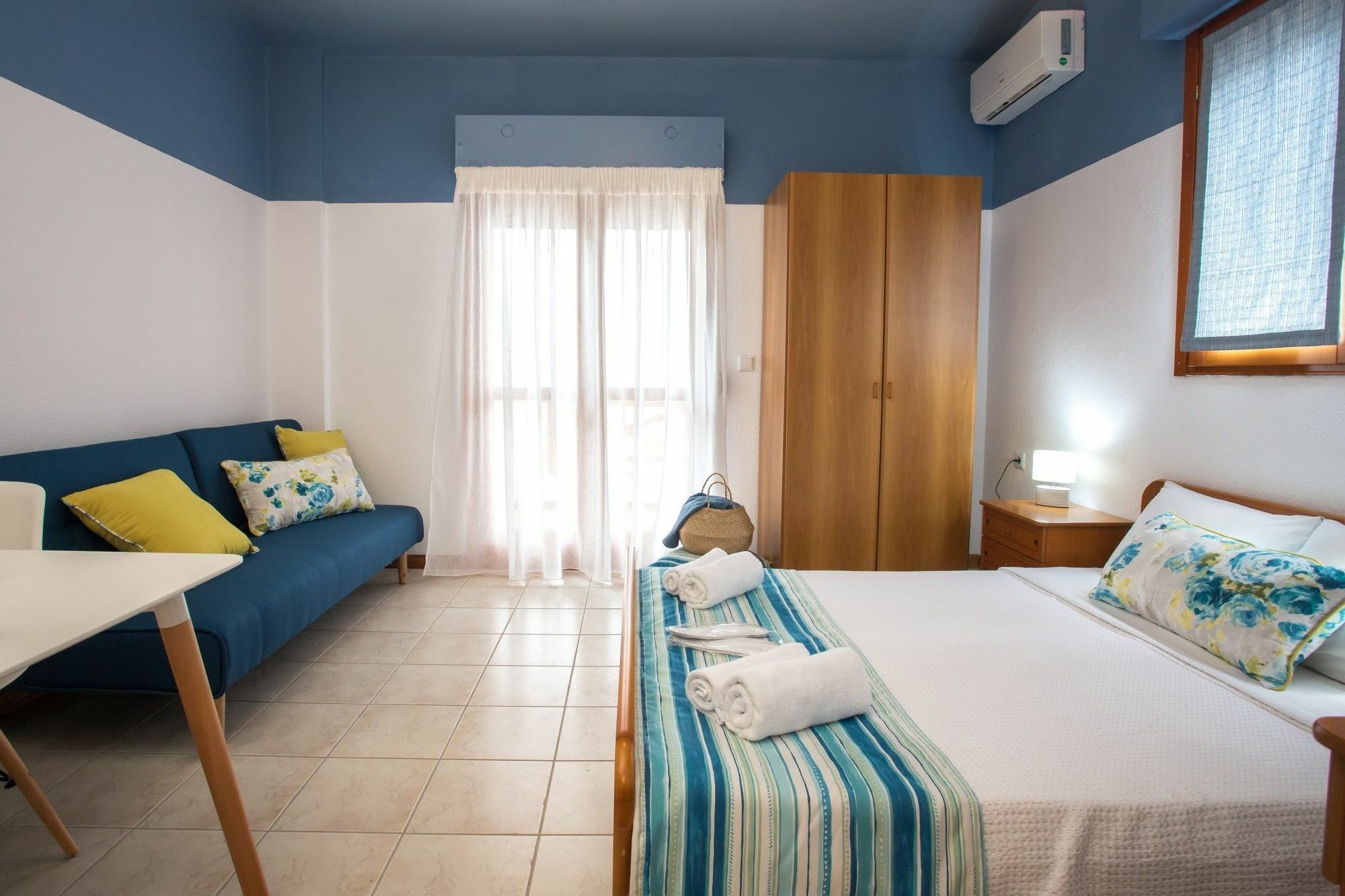 St.John Village Apartments สกาลา ฟูร์กาส ภายนอก รูปภาพ